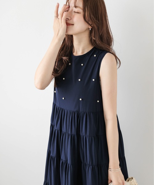 AMELY(エミリー)の「ティアードギャザーワンピース(ワンピース・レディース・ブラック/ネイビー・フリー)」の17枚目の写真
