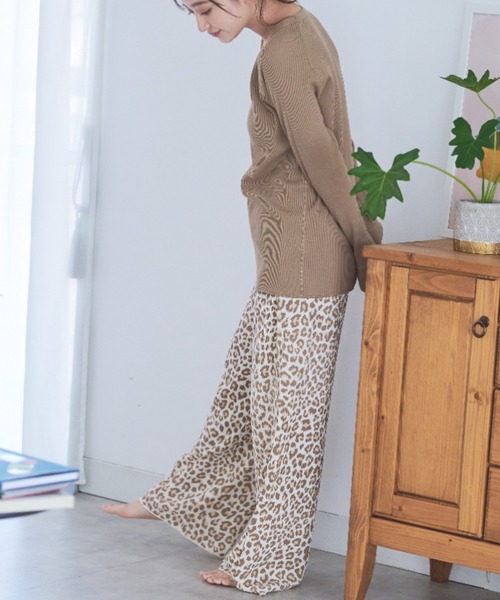 FRUIT OF THE LOOM（フルーツオブザルーム）の「【FRUIT OF THE LOOM】ワッフルルームウエアアニマルスキ/セットアップ（ルームウェア/パジャマ・メンズ・ブラウン/グレー/ブラック・L/M）」の22枚目の写真