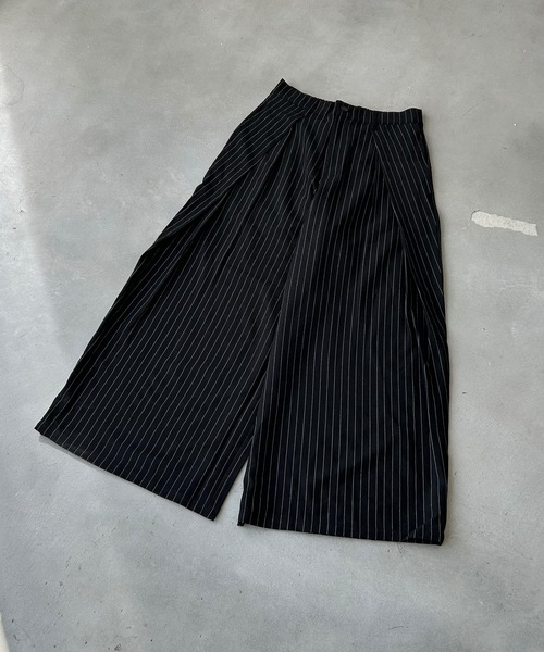 UNDERSTATEMENTs（アンダーステイトメント）の「【ユニセックス】ブロックチェック×ストライプラップタックワイドスラックス（スラックス・メンズ・ブラック系その他/グレー系その他・SMALL/MEDIUM/LARGE）」の7枚目の写真