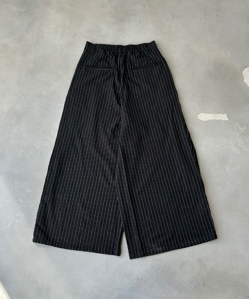 UNDERSTATEMENTs（アンダーステイトメント）の「【ユニセックス】ブロックチェック×ストライプラップタックワイドスラックス（スラックス・メンズ・ブラック系その他/グレー系その他・SMALL/MEDIUM/LARGE）」の8枚目の写真