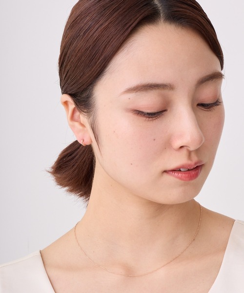 CALIN　STANDARD（カリンスタンダード）の「◆金属アレルギー対応◆◆made in japan◆【純金厚メッキ】ツイスト　極小ミニマルカーブピアス（ピアス（両耳用）・レディース・ゴールド/ピンクゴールド/シルバー・FREE）」の11枚目の写真