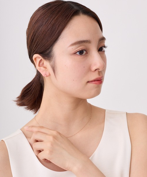 CALIN　STANDARD（カリンスタンダード）の「◆金属アレルギー対応◆◆made in japan◆【純金厚メッキ】ツイスト　極小ミニマルカーブピアス（ピアス（両耳用）・レディース・ゴールド/ピンクゴールド/シルバー・FREE）」の15枚目の写真