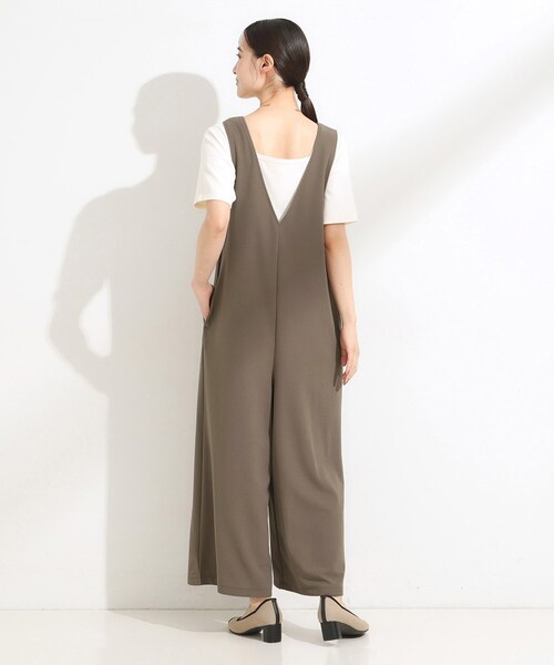 SHOO・LA・RUE（シューラルー）の「【前後2WAY/洗える】さらっと着られるサロペット（サロペット/オーバーオール・レディース・ネイビー/ダークブラウン/ブラック・04/03/02/01）」の5枚目の写真