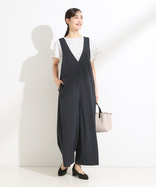 SHOO・LA・RUE（シューラルー）の「【前後2WAY/洗える】さらっと着られるサロペット（サロペット/オーバーオール・レディース・ネイビー/ダークブラウン/ブラック・04/03/02/01）」の7枚目の写真