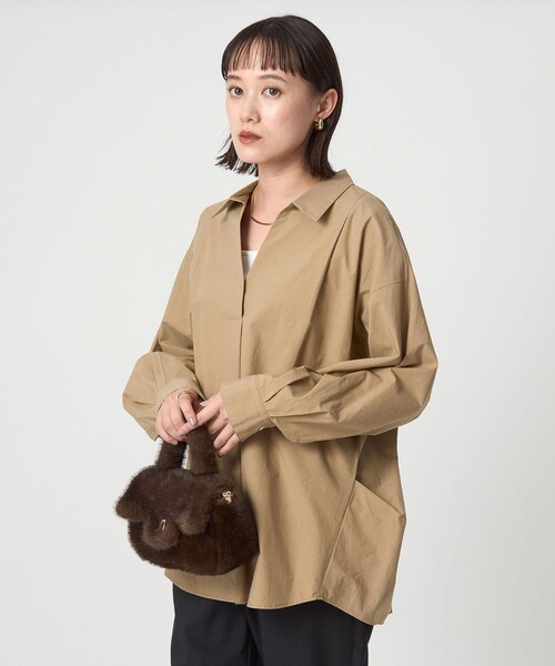 green label relaxing（グリーンレーベルリラクシング）の「スキッパー ドルマン シャツ（シャツ/ブラウス・レディース・ベージュ/ホワイト/ダークグレー・FREE）」の3枚目の写真