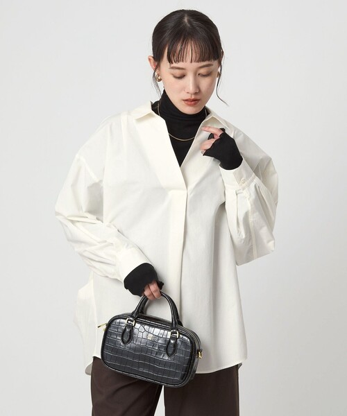 green label relaxing（グリーンレーベルリラクシング）の「スキッパー ドルマン シャツ（シャツ/ブラウス・レディース・ベージュ/ホワイト/ダークグレー・FREE）」の8枚目の写真
