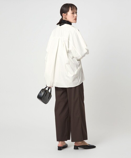 green label relaxing（グリーンレーベルリラクシング）の「スキッパー ドルマン シャツ（シャツ/ブラウス・レディース・ベージュ/ホワイト/ダークグレー・FREE）」の11枚目の写真