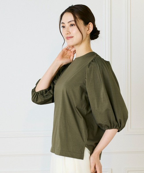 INED（イネド）の「パフスリーブカットソー（Tシャツ/カットソー・レディース・ブラック/カーキ/オフホワイト・9号）」の3枚目の写真