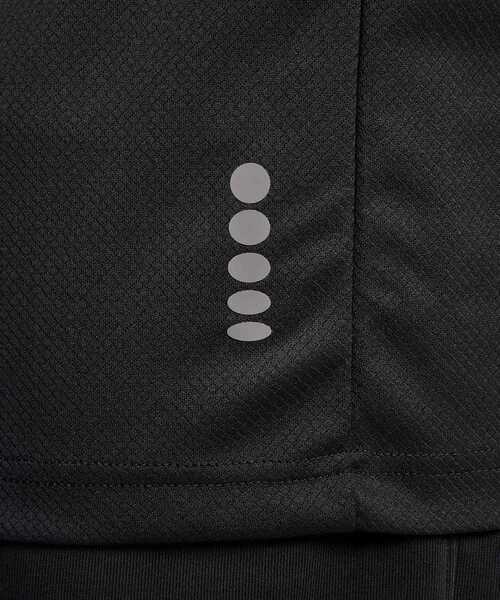 NIKE(ナイキ)の「ナイキ メンズ Dri-FIT ショートスリーブ ジャージー / Nike Men's Dri-FIT Short-Sleeve Jersey IH4973-010 Black(ジャージ・メンズ・ブラック・XL/M/L/S/2XL)」の4枚目の写真