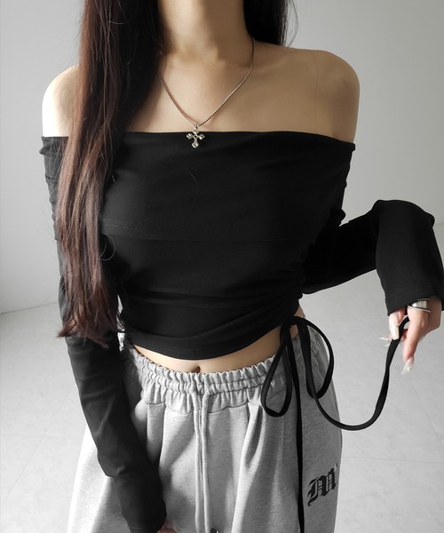 me+em select(ミームセレクト)の「※※シャーリングリボンショートオフショルカットソートップス / shirring ribbon short off shoulder cutsew tops(Tシャツ/カットソー・レディース・ブラック/グレー/ホワイト・FREE)」の18枚目の写真