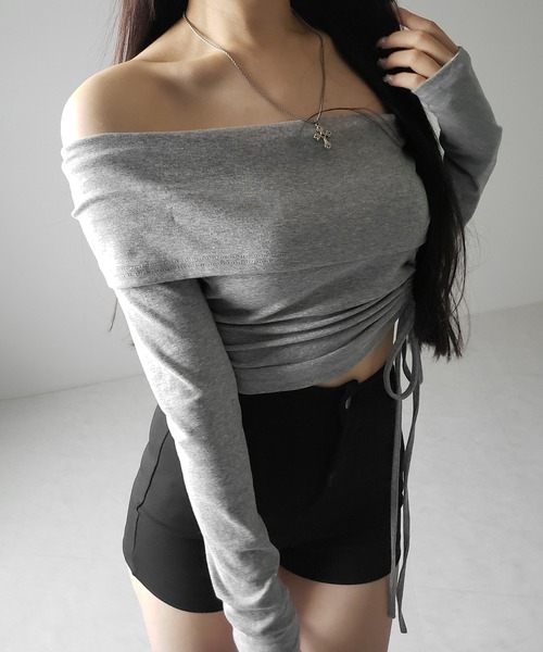 me+em select(ミームセレクト)の「※※シャーリングリボンショートオフショルカットソートップス / shirring ribbon short off shoulder cutsew tops(Tシャツ/カットソー・レディース・ブラック/グレー/ホワイト・FREE)」の13枚目の写真