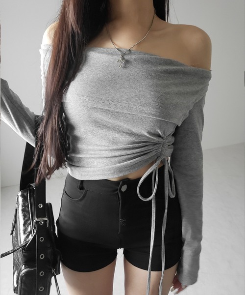 me+em select(ミームセレクト)の「※※シャーリングリボンショートオフショルカットソートップス / shirring ribbon short off shoulder cutsew tops(Tシャツ/カットソー・レディース・ブラック/グレー/ホワイト・FREE)」の15枚目の写真