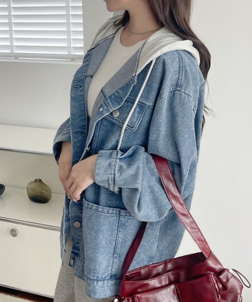 A.D.C.L.（エーディーシーエル）の「フード付き オーバーサイズ ビックシルエット デニムジャケット（Gジャン）（デニムジャケット・レディース・ブルー/ネイビー・M/L）」の21枚目の写真