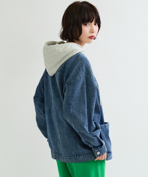 A.D.C.L.（エーディーシーエル）の「フード付き オーバーサイズ ビックシルエット デニムジャケット（Gジャン）（デニムジャケット・レディース・ブルー/ネイビー・M/L）」の3枚目の写真