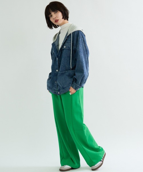 A.D.C.L.（エーディーシーエル）の「フード付き オーバーサイズ ビックシルエット デニムジャケット（Gジャン）（デニムジャケット・レディース・ブルー/ネイビー・M/L）」の7枚目の写真