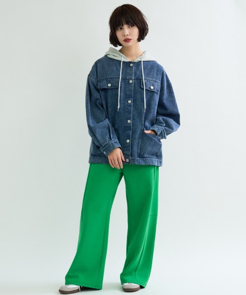 A.D.C.L.（エーディーシーエル）の「フード付き オーバーサイズ ビックシルエット デニムジャケット（Gジャン）（デニムジャケット・レディース・ブルー/ネイビー・M/L）」の10枚目の写真