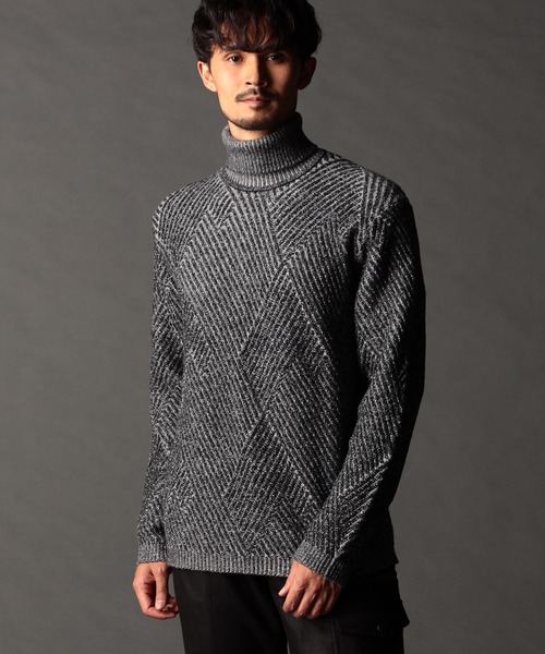 NICOLE CLUB FOR MEN(ニコルクラブフォーメン)の「ビッグバスケットジャカード タートルネックニット(Tシャツ/カットソー・メンズ・ネイビー/ブラック/オフホワイト/チャコールグレー・MEDIUM/LARGE/X-LARGE)」の1枚目の写真