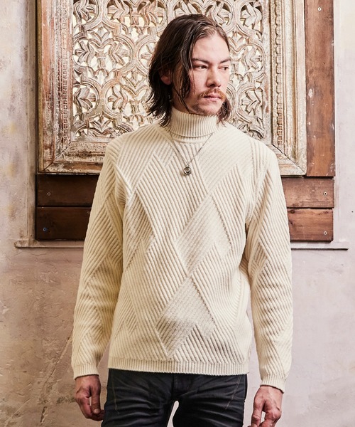 NICOLE CLUB FOR MEN(ニコルクラブフォーメン)の「ビッグバスケットジャカード タートルネックニット(Tシャツ/カットソー・メンズ・ネイビー/ブラック/オフホワイト/チャコールグレー・MEDIUM/LARGE/X-LARGE)」の5枚目の写真