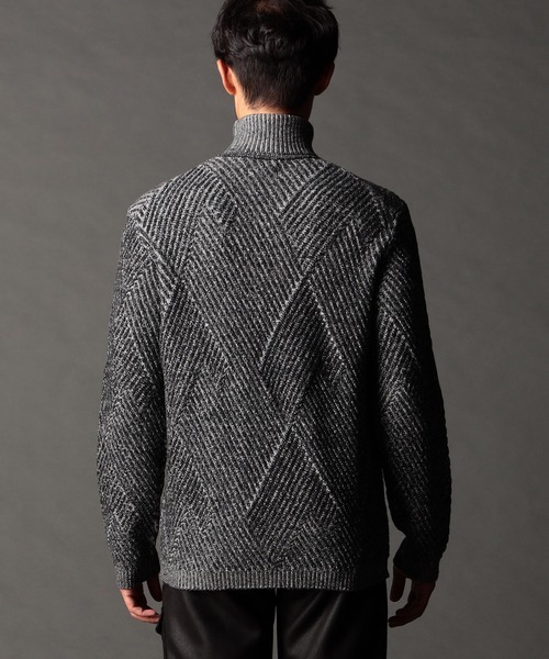 NICOLE CLUB FOR MEN(ニコルクラブフォーメン)の「ビッグバスケットジャカード タートルネックニット(Tシャツ/カットソー・メンズ・ネイビー/ブラック/オフホワイト/チャコールグレー・MEDIUM/LARGE/X-LARGE)」の12枚目の写真
