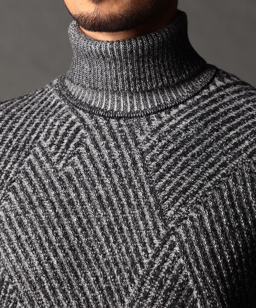 NICOLE CLUB FOR MEN(ニコルクラブフォーメン)の「ビッグバスケットジャカード タートルネックニット(Tシャツ/カットソー・メンズ・ネイビー/ブラック/オフホワイト/チャコールグレー・MEDIUM/LARGE/X-LARGE)」の13枚目の写真