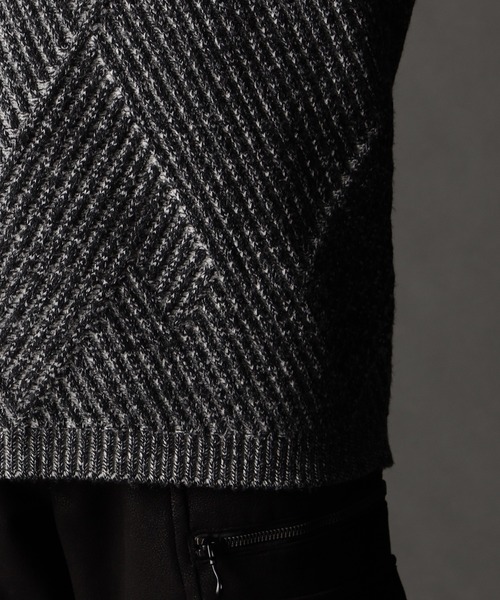 NICOLE CLUB FOR MEN(ニコルクラブフォーメン)の「ビッグバスケットジャカード タートルネックニット(Tシャツ/カットソー・メンズ・ネイビー/ブラック/オフホワイト/チャコールグレー・MEDIUM/LARGE/X-LARGE)」の15枚目の写真