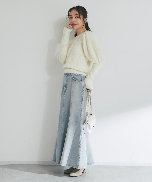 La boutique BonBon（ラブティックボンボン）の「【最強モテニット】お花スパンコールラメフェザーニット（ニット/セーター・レディース・グレイッシュベージュ/ピンク/オフホワイト・FREE）」の10枚目の写真