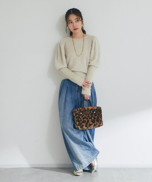 La boutique BonBon（ラブティックボンボン）の「【最強モテニット】お花スパンコールラメフェザーニット（ニット/セーター・レディース・グレイッシュベージュ/ピンク/オフホワイト・FREE）」の18枚目の写真