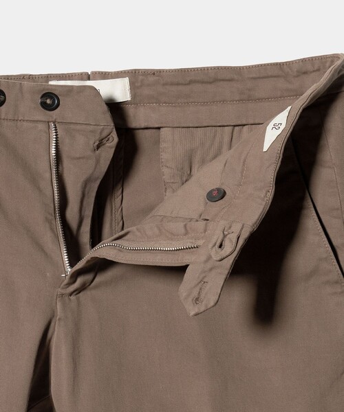 美品 BRIGLIA 1949 44 イタリア製 定価¥35,000程 ブリリア 1949 / BRIGLIA 1949 / SLIM FIT / ノープリーツパンツ