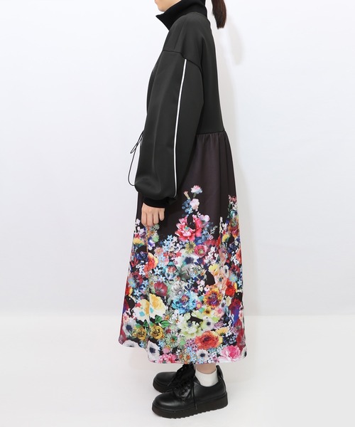 セール】153640：花柄に隠れ黒ネコ柄 ハーフジップジャージワンピース