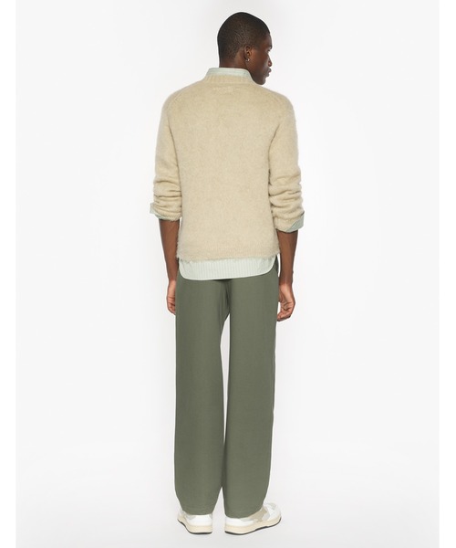Maison Kitsune（メゾンキツネ）の「BRUSHED MOHAIR COMFORT JUMPER（ニット/セーター・メンズ・ベージュ・XS/S/M/L/XL）」の5枚目の写真