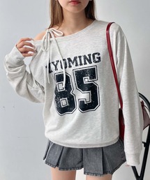 AS KNOW AS plus | ♪2WAY リボン ロゴスウェットプルオーバー（ボートネック・ワンショルダー）(スウェット)