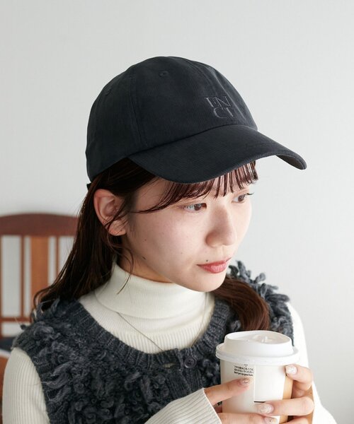 DISCOAT（ディスコート）の「スクエアロゴ同色刺繍CAP（キャップ・レディース・ベージュ/ブラック・FREE）」の2枚目の写真