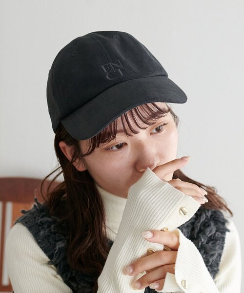 DISCOAT（ディスコート）の「スクエアロゴ同色刺繍CAP（キャップ・レディース・ベージュ/ブラック・FREE）」の7枚目の写真