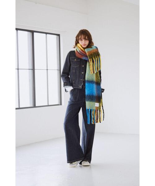 To b. by agnes b.（トゥービーバイアニエスベー）の「ブロックチェック マフラー（マフラー・レディース・イエロー・FREE）」の5枚目の写真