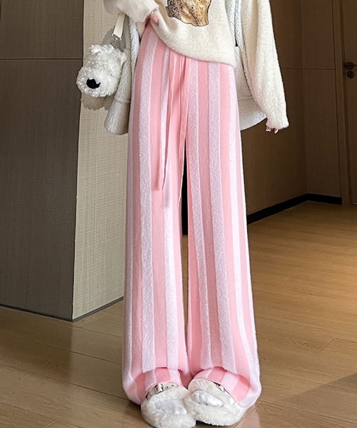 2ly2(トゥーリートゥー)の「ストライプニットパンツ(その他パンツ・レディース・ベージュ/ピンク/ホワイト/ブラック・FREE)」の4枚目の写真