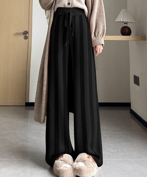 2ly2(トゥーリートゥー)の「ストライプニットパンツ(その他パンツ・レディース・ベージュ/ピンク/ホワイト/ブラック・FREE)」の3枚目の写真