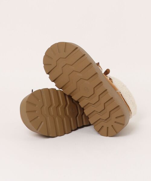 Nia(ニア)の「Nia(ニア)/バイカラー 厚底ショートボアブーツ(ブーツ・レディース・ベージュ/ブラウン・38/40/36)」の12枚目の写真