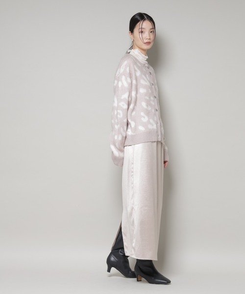 PENNEYS(ぺニーズ)の「PENNEYS別注TheFOXレオパードクルーカーディガン(ニット/セーター・レディース・ブラック/ライトグレー/チャコール・FREE)」の17枚目の写真