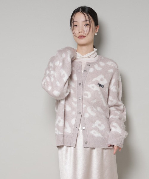 PENNEYS(ぺニーズ)の「PENNEYS別注TheFOXレオパードクルーカーディガン(ニット/セーター・レディース・ブラック/ライトグレー/チャコール・FREE)」の11枚目の写真