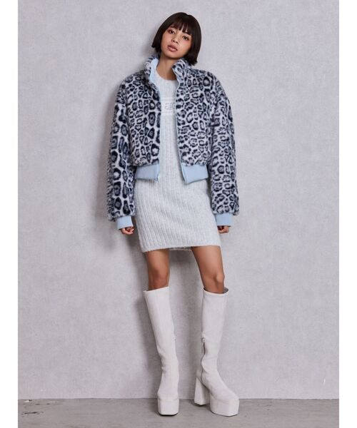 GYDA（ジェイダ）の「STUPID IN RICH REVERSIBLE エコファーブルゾン（ブルゾン・レディース・オフホワイト/ブラック/スカイブルー・FREE）」の20枚目の写真