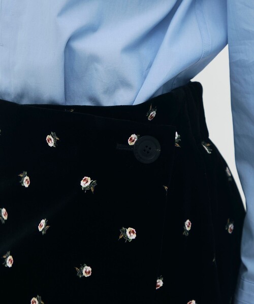 ベロア PETIT ROSEプリントミニスカート（スカート）｜CABaN（キャバン