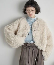 THE YOn(ザヨン)の2WAYボリュームボアボレロ(その他アウター)