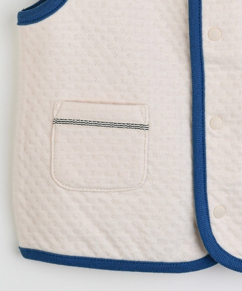 moimoln(モイモルン)の「ビッグベアルームベスト(ベスト・キッズ・ベージュ・80cm/90cm/100cm/110cm)」の4枚目の写真