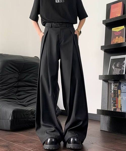 Ressaca（レサーカ）の「ルーズシルエットタックスラックスパンツ（スラックス・メンズ・チャコール/ブラック・L/M/XL）」の4枚目の写真