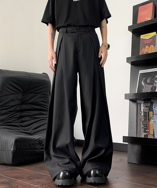 Ressaca（レサーカ）の「ルーズシルエットタックスラックスパンツ（スラックス・メンズ・チャコール/ブラック・L/M/XL）」の5枚目の写真