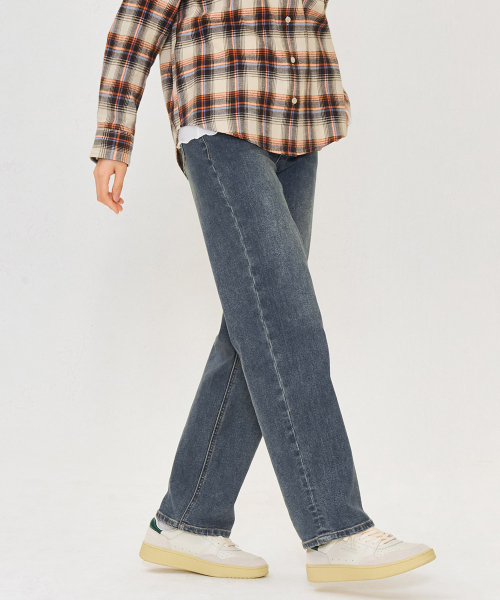 CHASECULT(チェイスカルト)の「女性Mトーンウォッシングストレートデニムパンツ-ブルー(デニムパンツ・レディース・ダークインディゴブルー・70/76/74/67)」の4枚目の写真