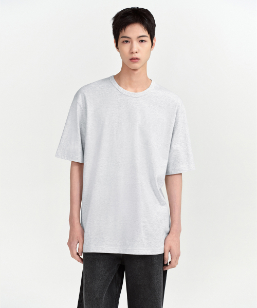MUSINSA STANDARD（ムシンサスタンダード）の「リラックスフィットクルーネックTシャツ[メランジライトグレー]（Tシャツ/カットソー・メンズ・その他・LARGE/X-LARGE/XX-LARGE/XXX-LARGE/MEDIUM/SMALL）」の3枚目の写真