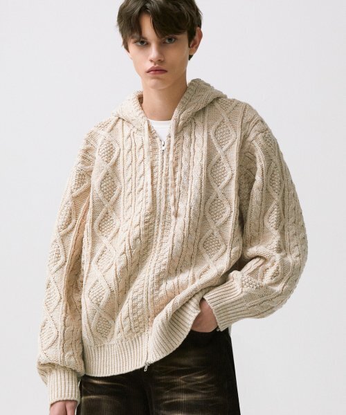 セール】Washable Aran cable hood zip-up knit (IVORY)（パーカー
