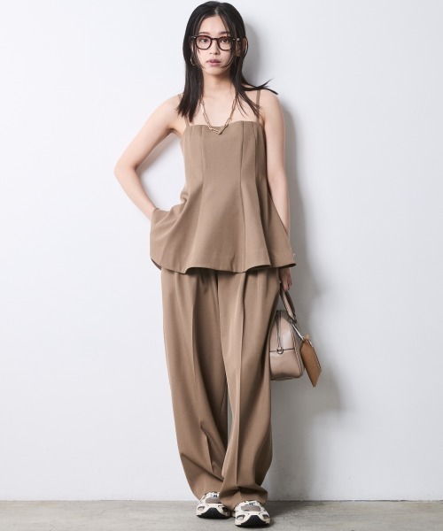 CHIC STYLE（シックスタイル）の「【セットアップ対応】バレルレッグスラックス＜大きいサイズ有＞シックスタイル（スラックス・レディース・モカ/ブラック・M/L/LL/3L/4L/5L）」の6枚目の写真