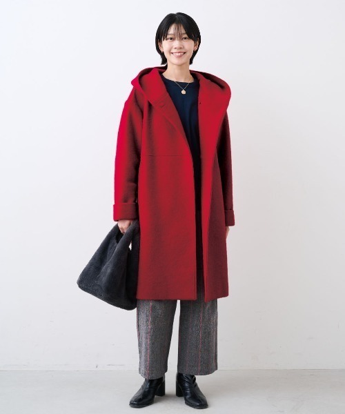 IEDIT ウール混スライバー素材で軽やか 胸もとボタンの小顔見え